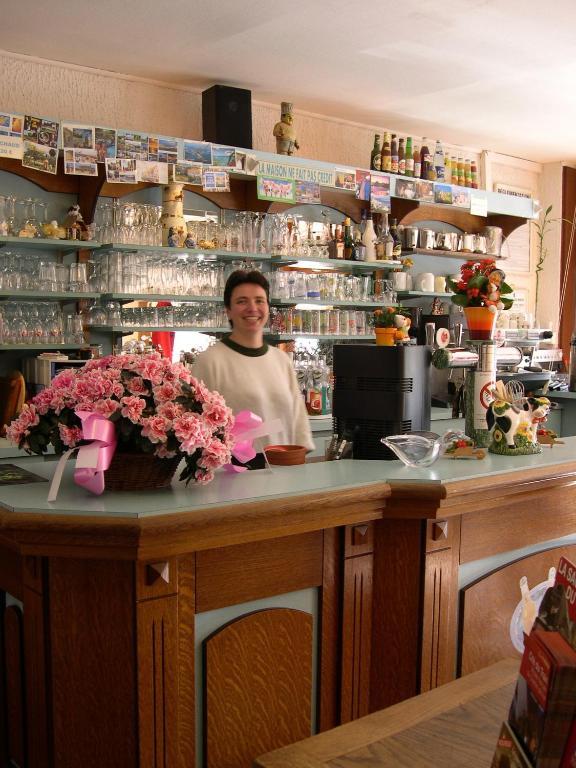 Hotel Restaurant De La Poste A جوراردُميه المظهر الخارجي الصورة